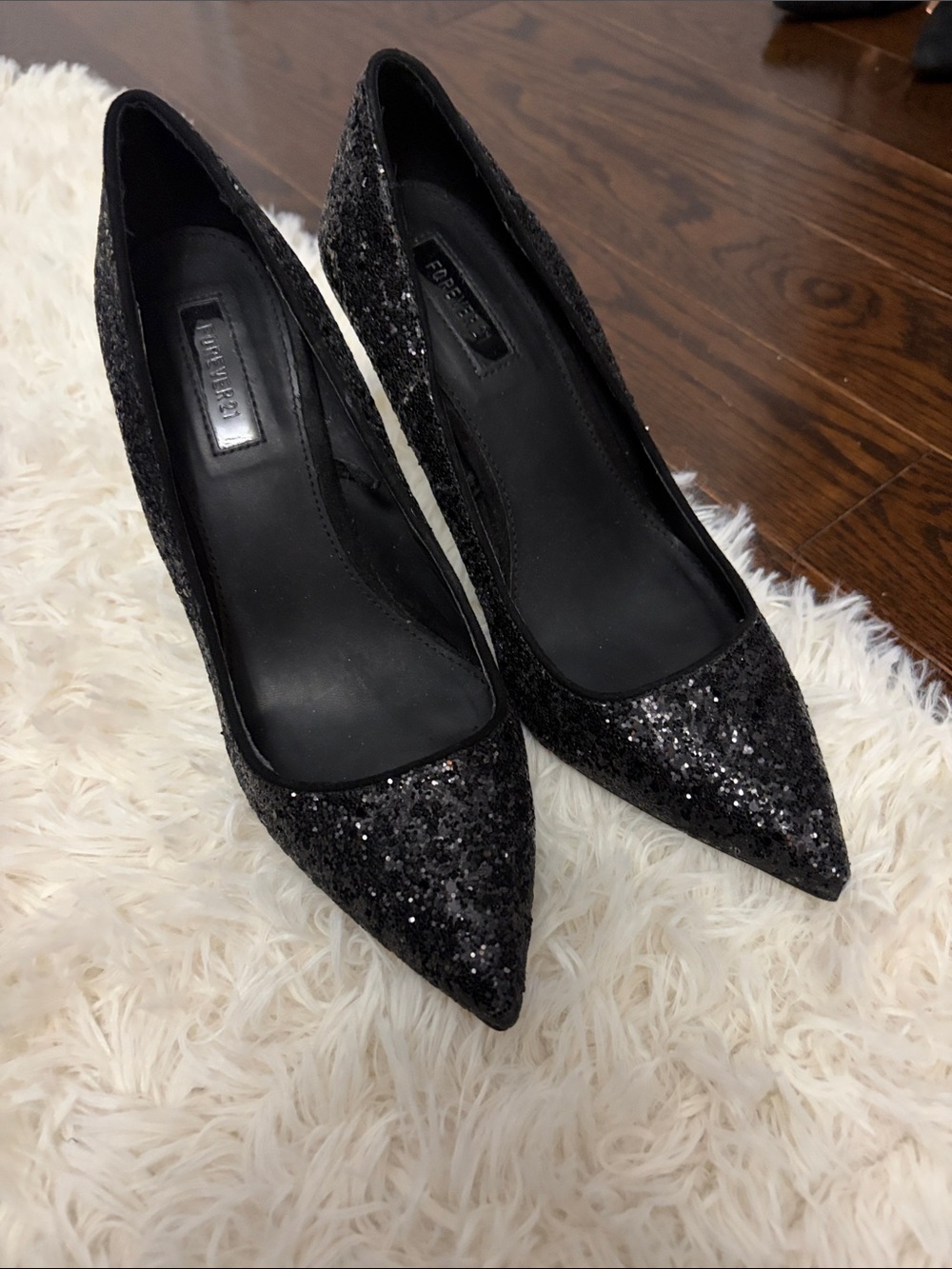 Forever 21 Black Glitter Pointed-Toe Women's Pumps